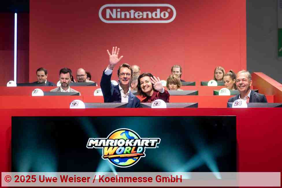 Opening tour of gamescom 2025, Hendrik Wüst MdL (CDU) (Minister President of North Rhine-Westphalia), Dorothee Bär MdB (CSU) Federal Minister for Research, Technology and Space) | Photo: Uwe Weiser / Koelnmesse GmbH