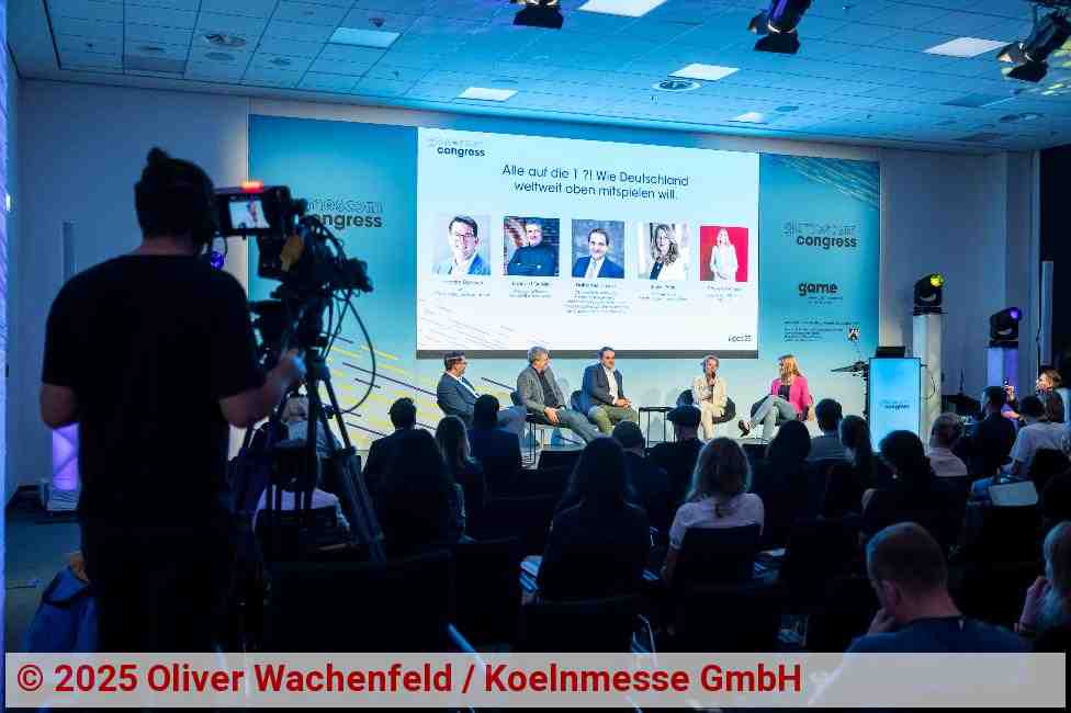 gamescom congress, Alle auf die 1?! Wie Deutschland weltweit oben mitspielen will. | Foto: Oliver Wachenfeld / Koelnmesse GmbH