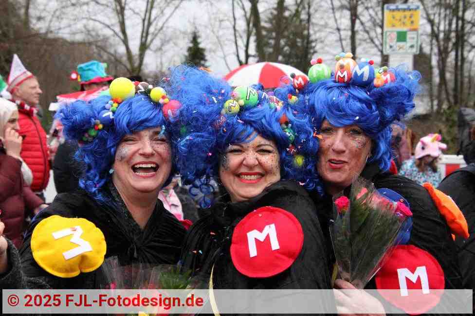 Impression aus dem Karnevalszug in Köln-Merheim 2023 | Foto: FJL-Fotodesign.de Impression aus dem Karnevalszug in Köln-Merheim 2023 | Foto: FJL-Fotodesign.de