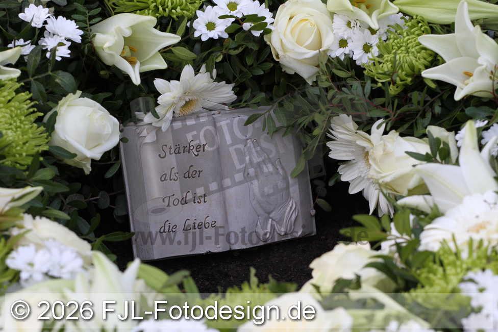 Stärker als der Tod ist die Liebe - Melatenfriedhof in Köln | Foto: FJL-Fotodesign.de