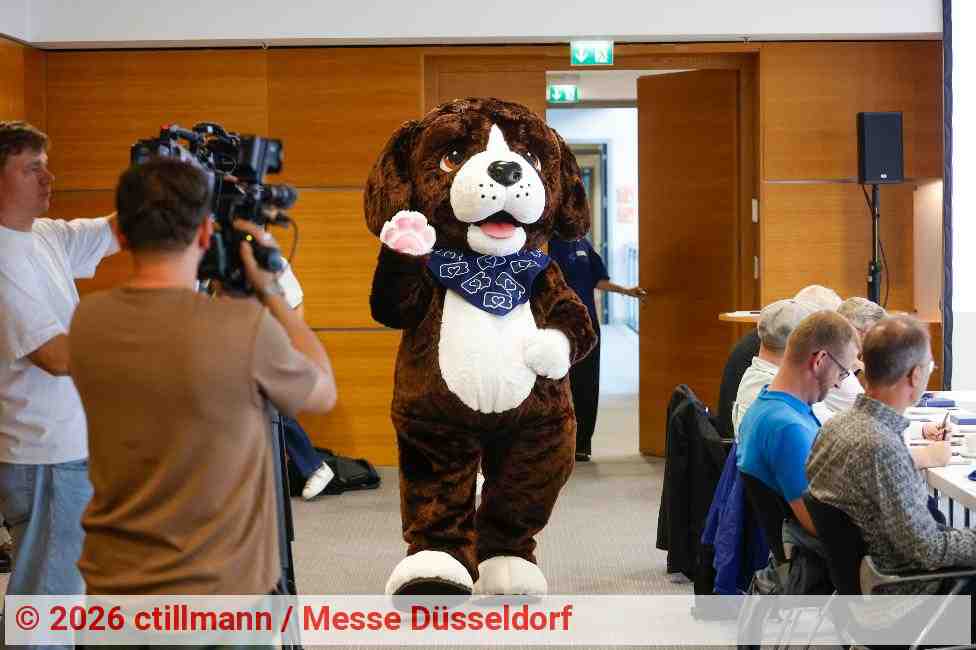 Campi, das Maskottchen des CARAVAN SALON Düsseldorf | Foto: ctillmann / Messe Düsseldorf